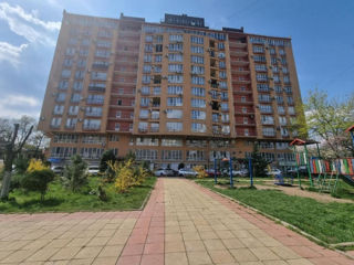 Apartament cu 2 camere, 66 m², Centru, Chișinău foto 12