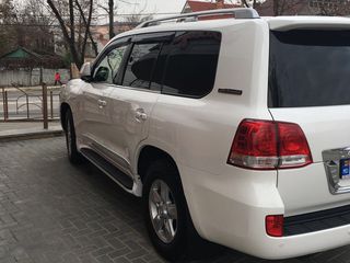 Toyota Land Cruiser foto 2