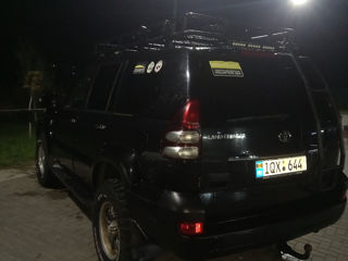 Toyota Land Cruiser Prado foto 7