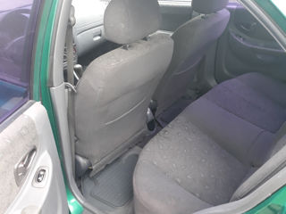 Hyundai Accent foto 9