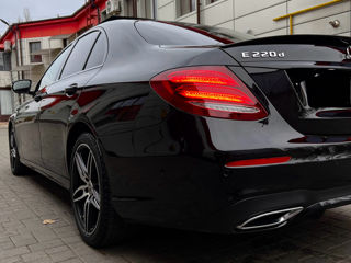 Mercedes E-Class foto 13