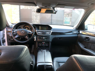 Mercedes E-Class фото 8