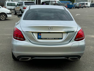 Mercedes C-Class foto 7