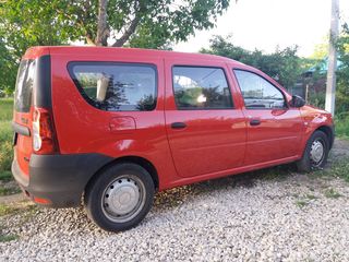 Dacia Logan foto 8