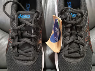 Asics foto 5