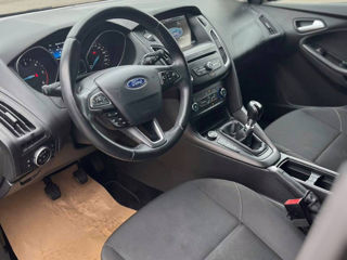 Ford Focus foto 6