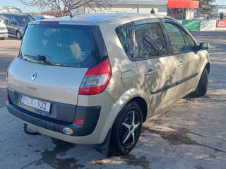 Renault Scenic foto 2