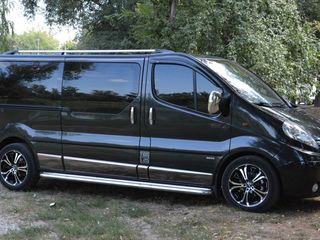 Opel Vivaro foto 1