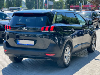 Peugeot 5008 foto 3