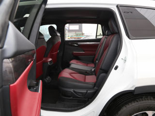 Toyota Highlander foto 6