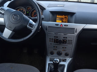 Opel Astra foto 4