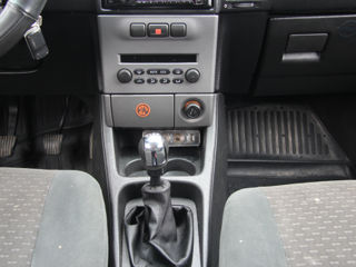 Opel Zafira foto 8