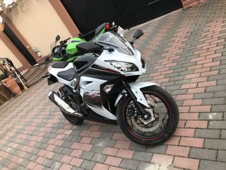 Kawasaki ninja ex300 foto 1