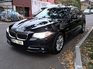 BMW 5 Series foto 2