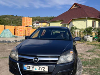 Opel Astra foto 1