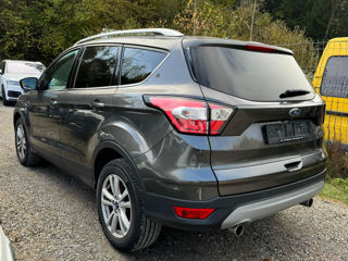 Ford Kuga foto 6