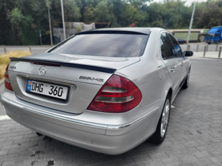 Mercedes E-Class foto 5