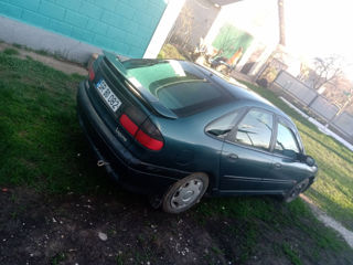 Renault Laguna foto 4