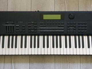 Roland XP-80