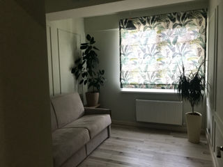 Apartament cu 2 camere, 58 m², Botanica, Chișinău foto 2