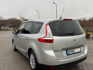 Renault Grand Scenic foto 5