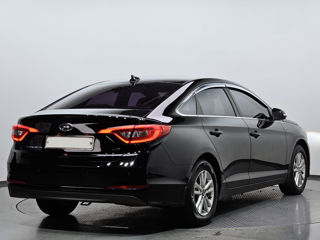 Hyundai Sonata foto 2