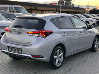 Toyota Auris foto 3