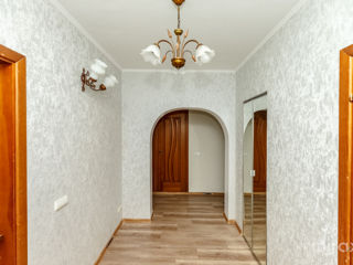 Apartament cu 3 camere, 78 m², Botanica, Chișinău foto 19