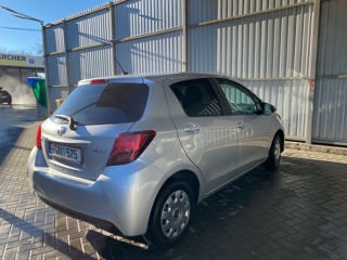 Toyota Yaris foto 7