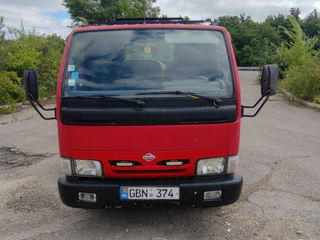 Nissan Cabstar foto 2