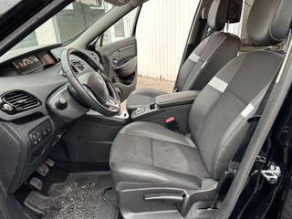 Renault Grand Scenic foto 8