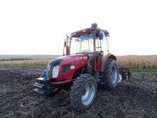 Vînd tractor Dongfeng foto 2