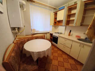 Apartament cu 1 cameră, 30 m², Centru, Ungheni foto 4