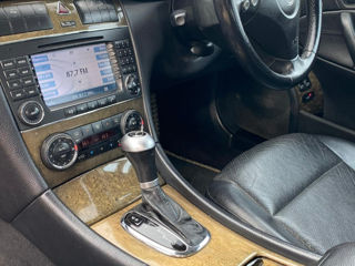 Mercedes C-Class foto 5