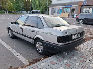 Volkswagen Passat foto 3