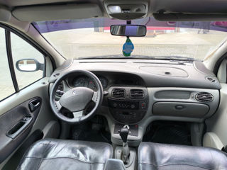 Renault Scenic foto 8