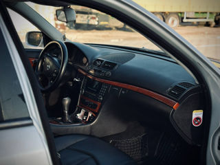 Mercedes E-Class foto 4