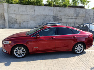 Ford Fusion foto 4