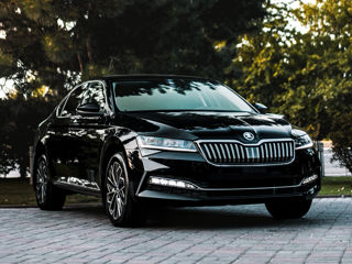 Skoda Superb foto 2