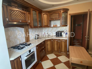 Apartament cu 2 camere, 52 m², Periferie, Cahul foto 4