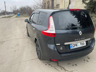 Renault Grand Scenic foto 9