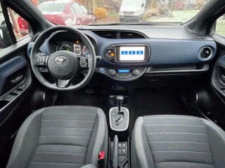 Toyota Yaris foto 14