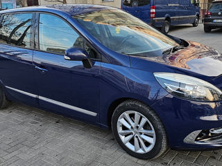 Renault Scenic foto 2