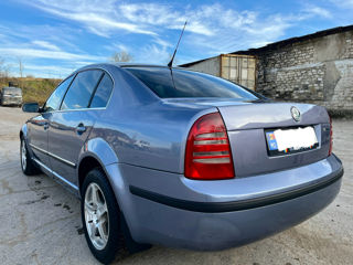 Skoda Superb foto 7