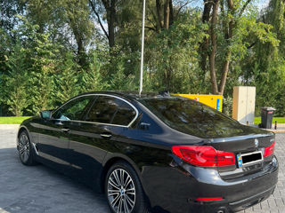 BMW 5 Series foto 4