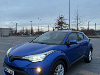 Toyota C-HR foto 3