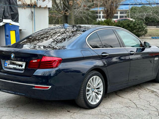 BMW 5 Series фото 5