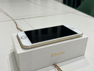 Vînd IPhone 7 Gold 128GB