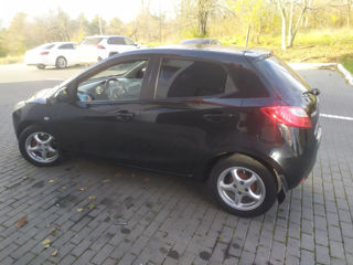 Mazda 2 foto 8