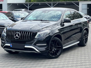 Mercedes GLE Coupe foto 1